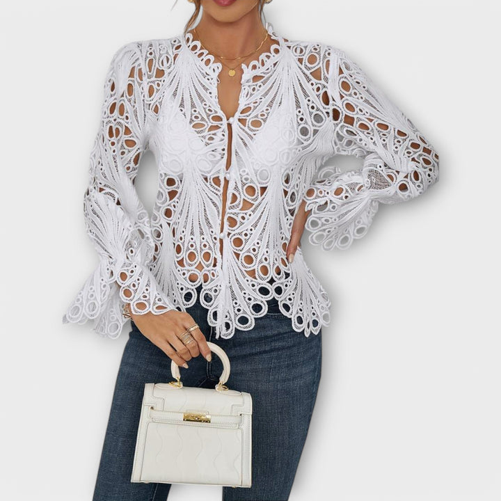Malina – Elegantna Čipkasta Bluza