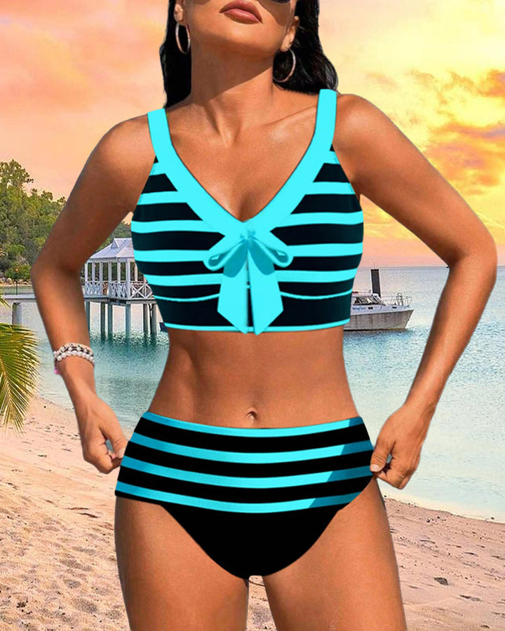 Bikini s visokim strukom i prugama