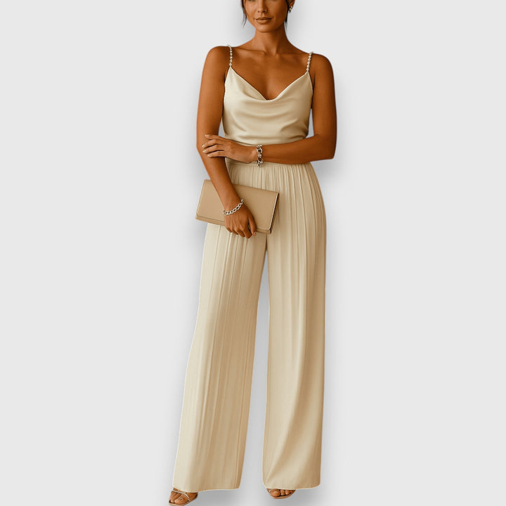Yelina – Elegantno odijelo