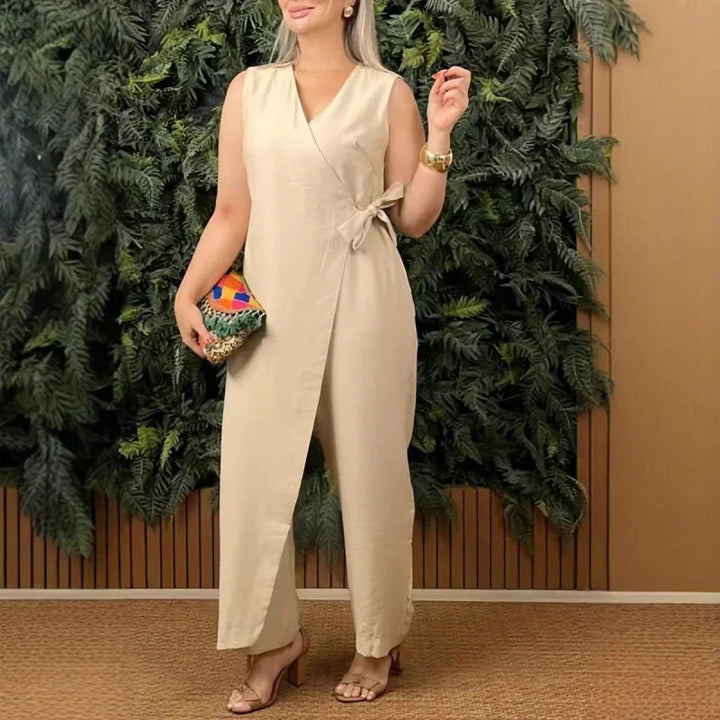 Mia – Elegantni Kombinezoni